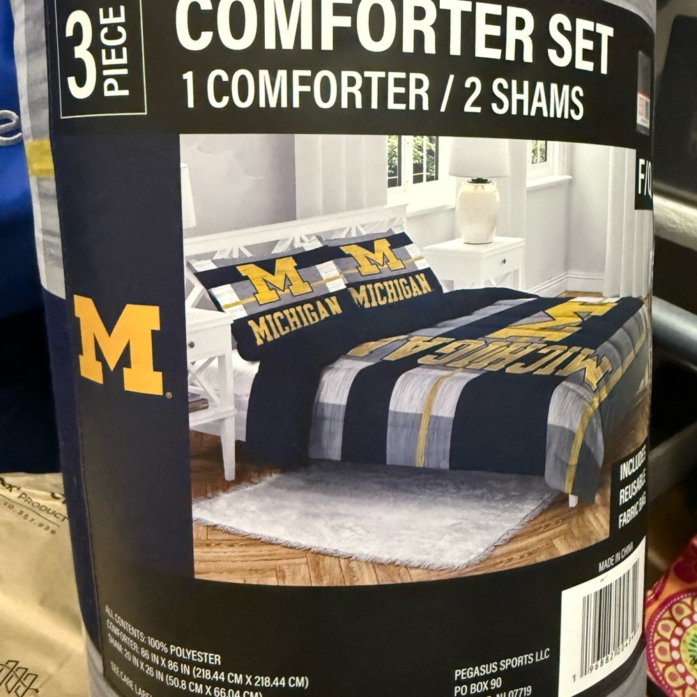 Michigan wolverines Comforter Set - Blue and Yellow